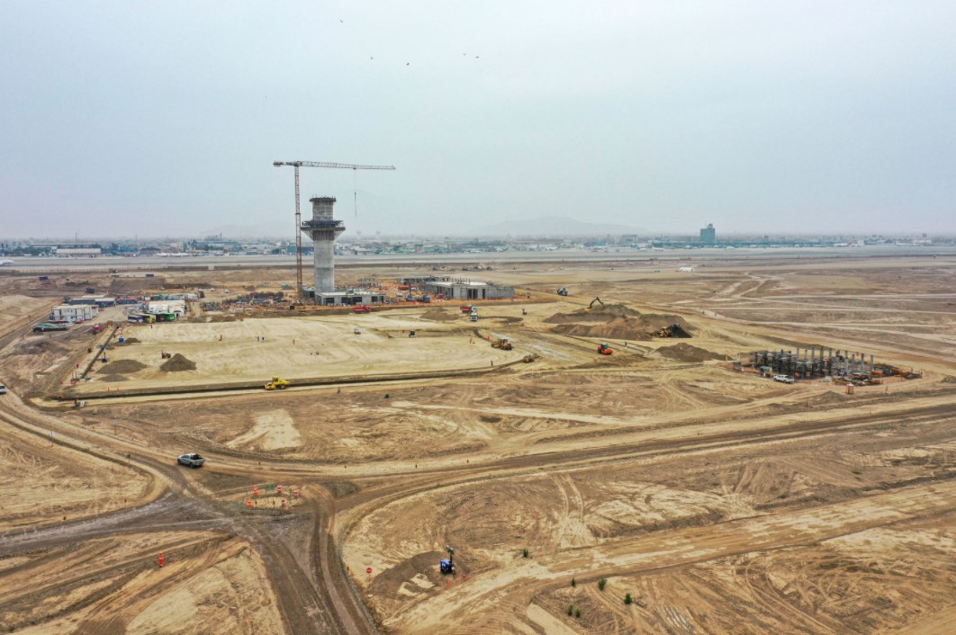 CUMBRA: construcción de segunda pista del aeropuerto Jorge Chávez