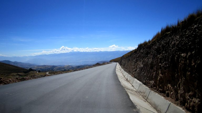 CUMBRA: Carretera Ayacucho - Abancay (tramo 1)