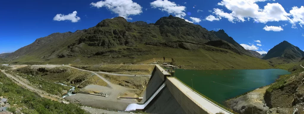 CUMBRA: Central hidroeléctrica de Huanza, Huarochirí, Perú